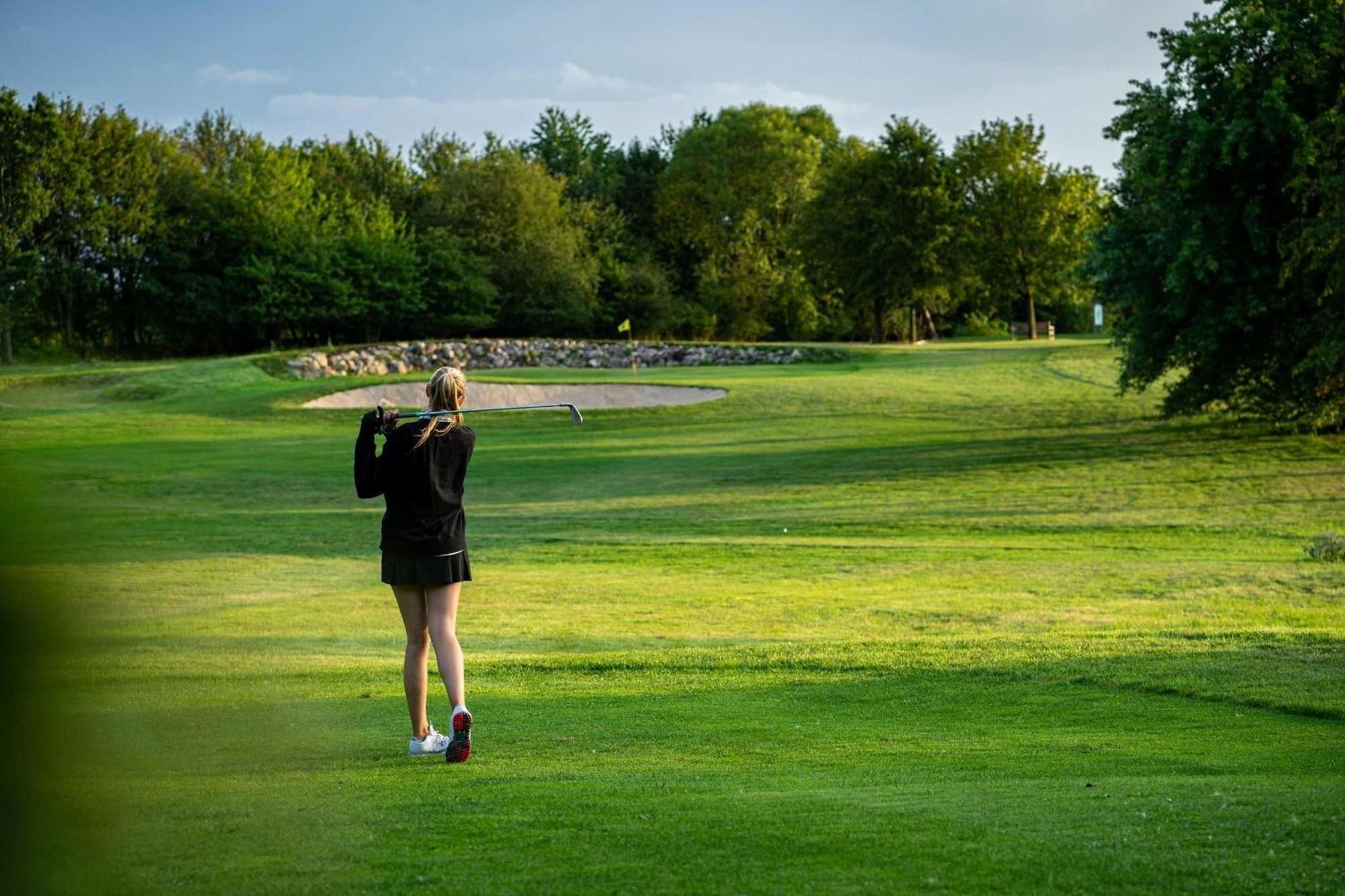 Golfplatz Ploener See Grosser Ploener See Bosau المظهر الخارجي الصورة