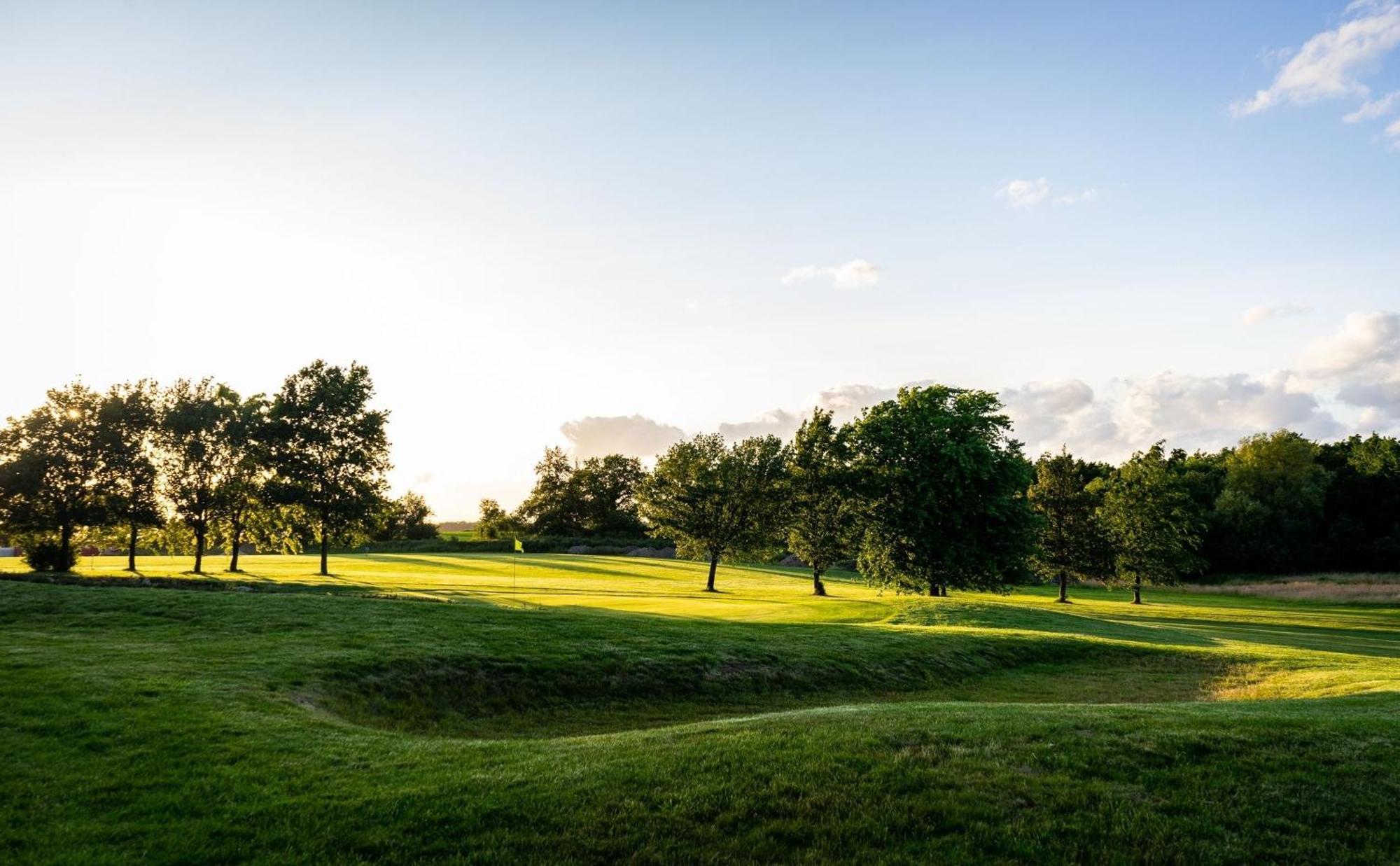 Golfplatz Ploener See Grosser Ploener See Bosau المظهر الخارجي الصورة